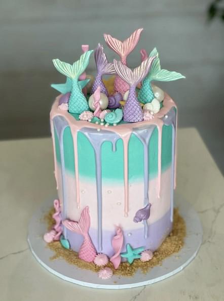 Mermaid Tail Drip Cake