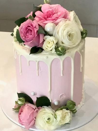 A Drip Cake - Fresh Flowers 2