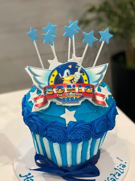 Sonic The Hedgehog Maxi Cake
