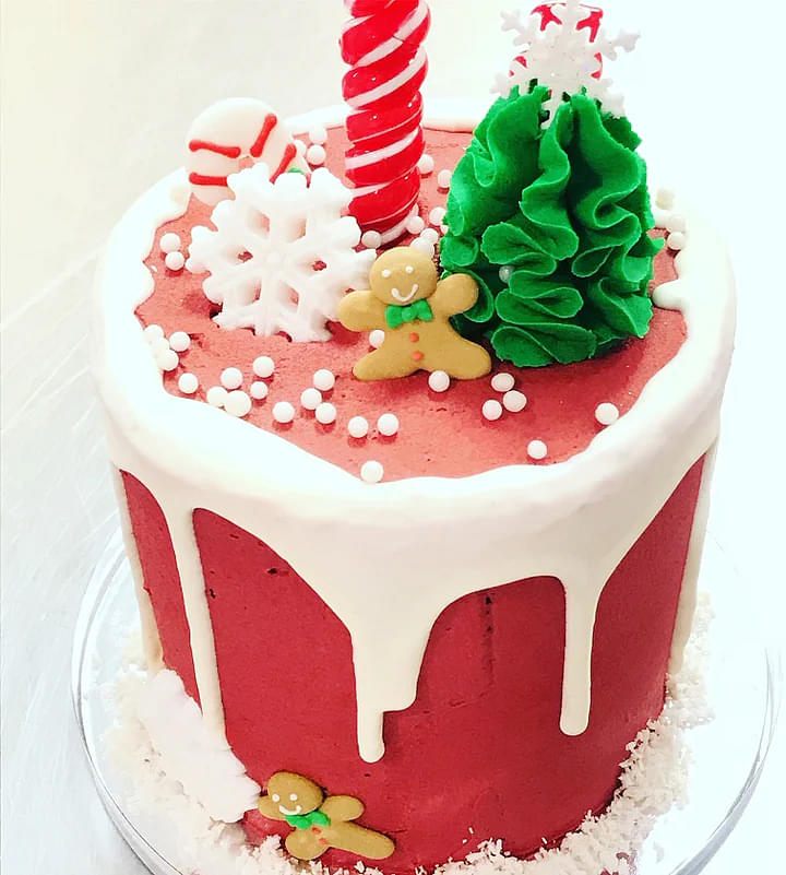 Christmas Mini Cake Red Candy Theme