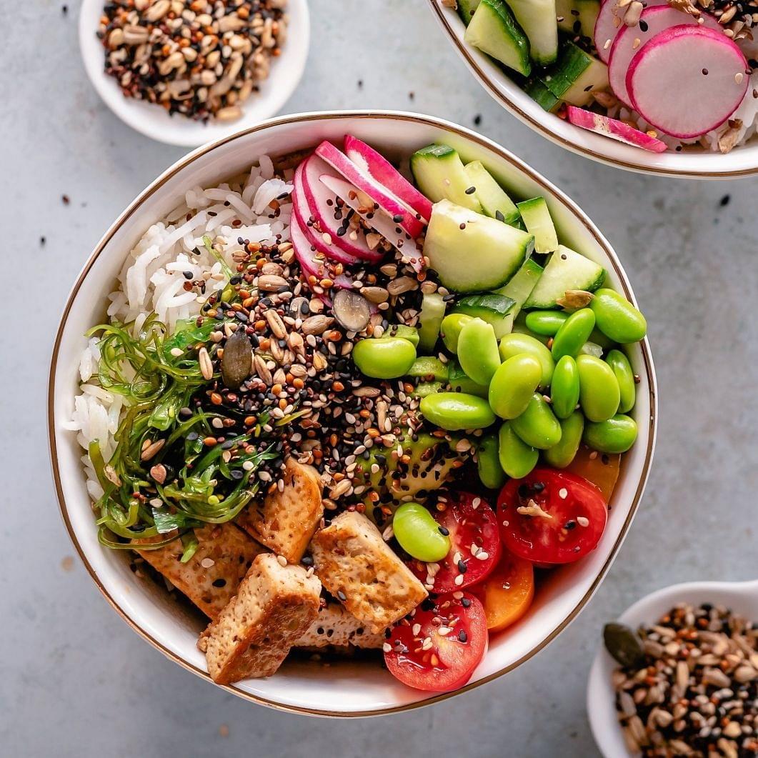 Poké Bowl Salad Bar