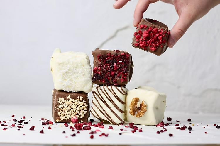 Chocolate Dipped Marshmallow Gift Box