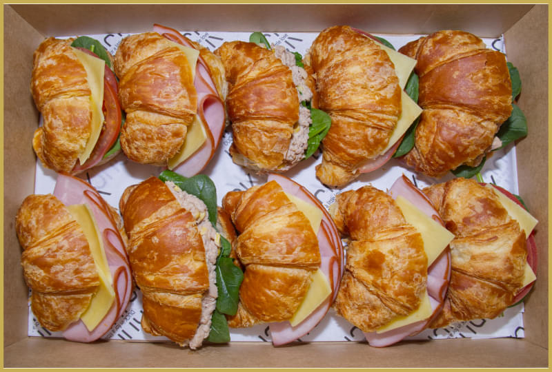Mini Croissant Plater