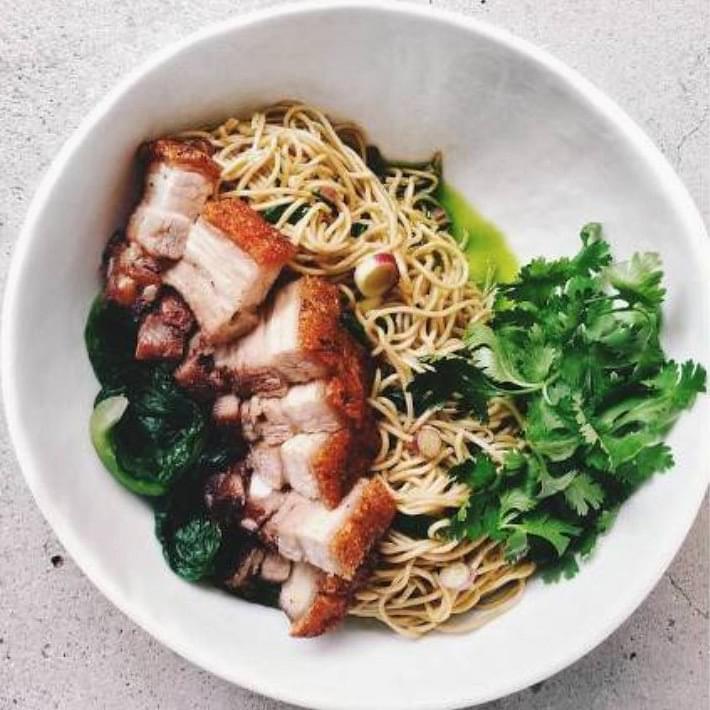 Roast Pork with Dry Noodle 