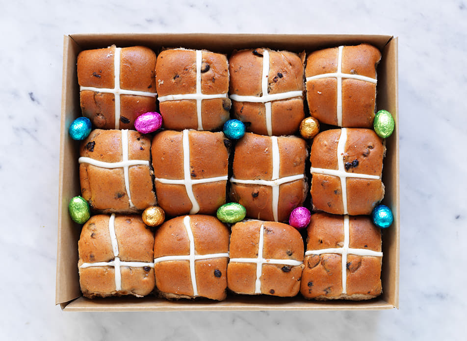 Traditional Fruit & Spice Hot Cross Buns