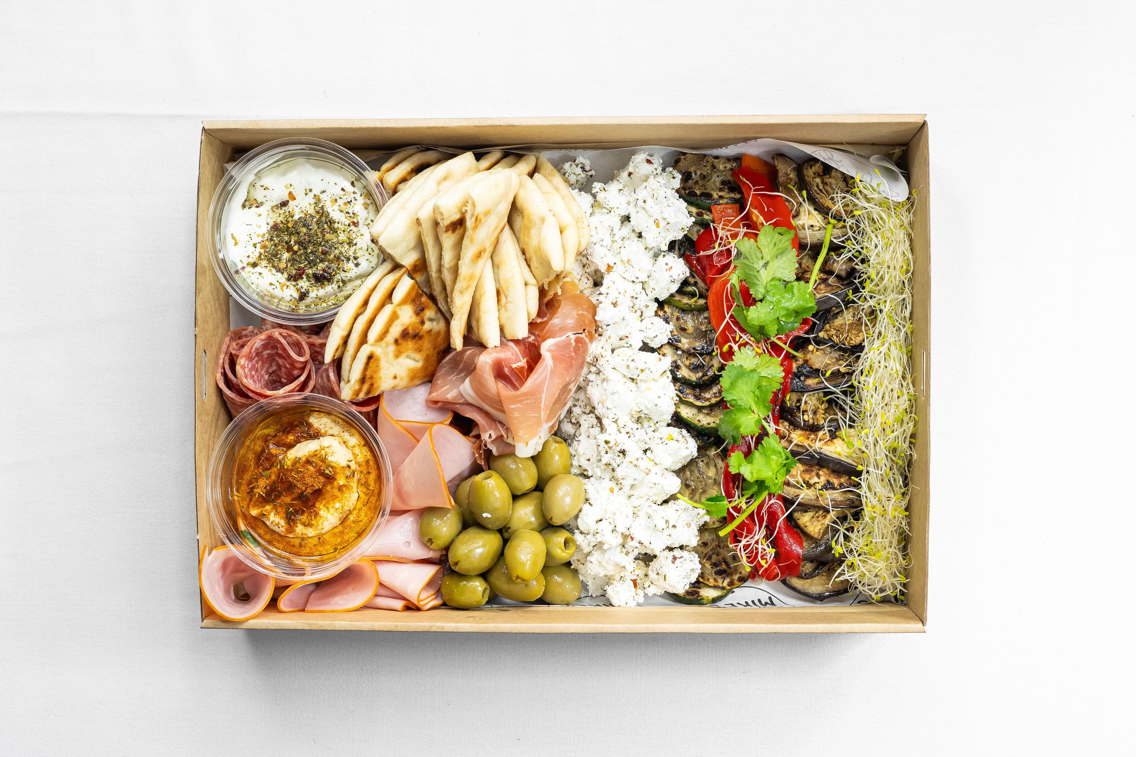 Mediterranean Delight Antipasto Platter