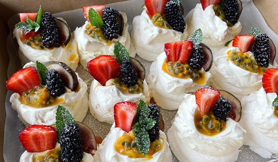 Mini Pavlova