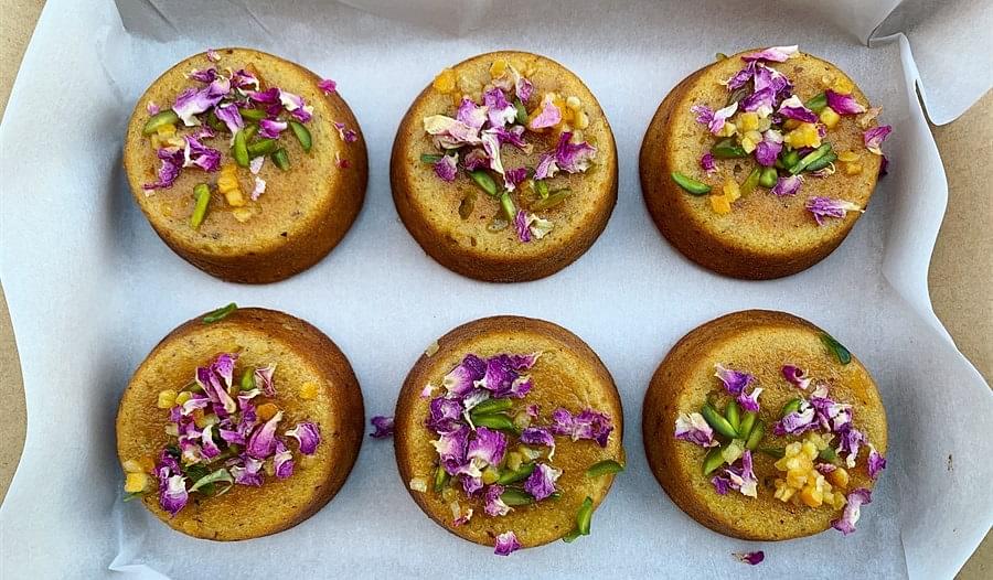 Persian Orange & Pistachio Cakes - Box of 6